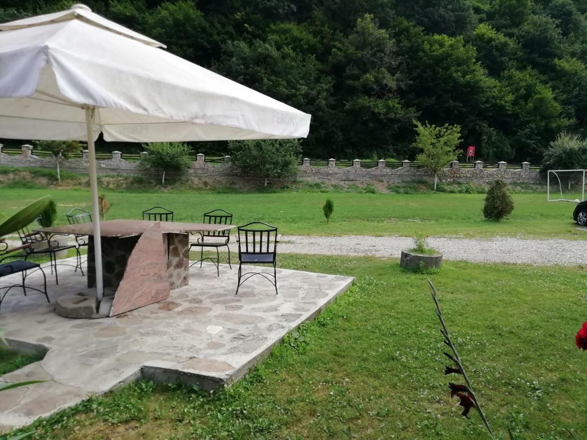 Pensiunea La Busu -Bigar Bozovici Bagian luar foto